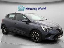 Grey Used 2022 Renault Clio V Iconic Hatchback | £12,600 (Good price)