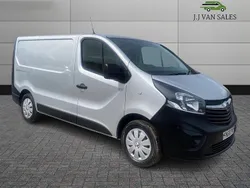 White Used 2018 Vauxhall Vivaro Sportive Van | £6,995 (A bit pricey)