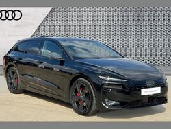 Black Used 2025 Audi e-tron Comfort SUV | £69,990
