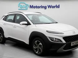 White Used 2022 Hyundai Kona SE SUV | £16,600 (Fair price)