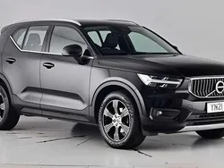 Black stone Used 2021 Volvo XC40 Inscription SUV | £18,995 (Fair price)