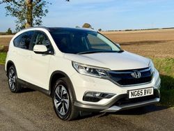 White Used 2016 Honda CR-V EX SUV | £11,950 (Fair price)