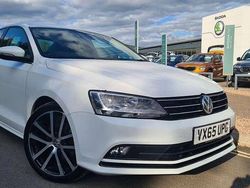 White Used 2015 VW Jetta GT Sedan | £7,495 (Fair price)