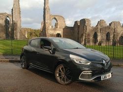 Black Used 2016 Renault Clio IV Hatchback | £7,999 (Fair price)