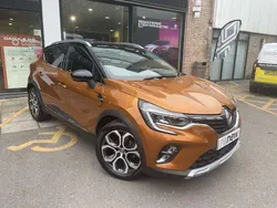 Orange Used 2021 Renault Captur Version S SUV | £11,795 (Fair price)