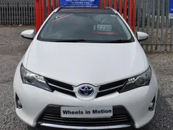 Used 2013 Toyota Auris Touring Sports Estate | £7,795 (Fair price)
