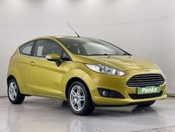 Yellow Used 2013 Ford Fiesta Zetec Hatchback | £4,690 (Good price)