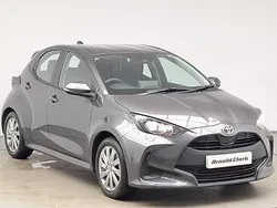Grey Used 2022 Toyota Yaris Hybrid Hatchback | £16,298 (Good price)