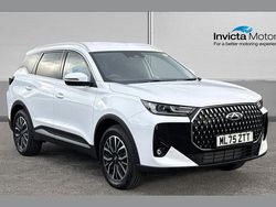 White New 2025 Chery Tiggo 7 SUV | £24,250 (Super price)