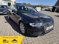 Blue Used 2015 Audi A4 Advanced Estate | £9,500 (Fair price)