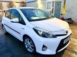 Used 2013 Toyota Yaris Hybrid | £7,900 (Expensive)