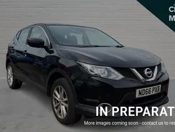 Black Used 2016 Nissan Qashqai Acenta SUV | £9,190 (Good price)