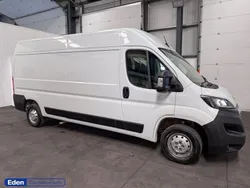 White Used 2022 Peugeot Boxer Van | £14,690 (Good price)