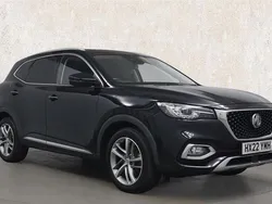Black Used 2022 MG HS Exclusive SUV | £14,132 (Fair price)