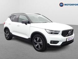 White Used 2020 Volvo XC40 R-Design SUV | £22,299 (Good price)