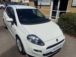 White Used 2015 Fiat Punto Easy Hatchback | £3,995 (Fair price)