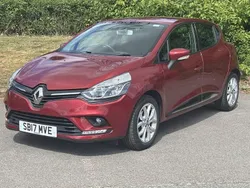 Red Used 2017 Renault Clio IV Dynamique Hatchback | £6,900 (Good price)