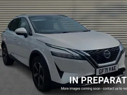 White Used 2021 Nissan Qashqai SUV | £18,650 (A bit pricey)