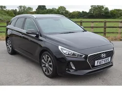 Black Used 2017 Hyundai i30 Premium Estate | £10,589 (Fair price)