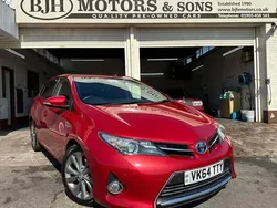 Used 2014 Toyota Auris Hybrid | £7,488 (Fair price)