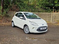 White Used 2011 Ford Ka Zetec Hatchback | £1,450 (Fair price)