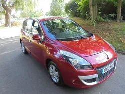 Red Used 2010 Renault Scénic III Dynamique MPV | £2,990 (A bit pricey)