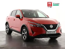 Red Used 2022 Nissan Qashqai N-Connecta SUV | £17,995 (Fair price)