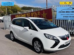 White Used 2015 Vauxhall Zafira MPV | £4,395 (Fair price)