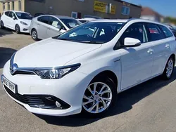 Used 2017 Toyota Auris Touring Sports Business Edition Estate | £12,897 (Fair price)