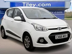 White Used 2015 Hyundai i10 Premium Hatchback | £7,990 (Fair price)