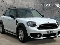White Used 2018 Mini Cooper Countryman SUV | £14,495 (Fair price)