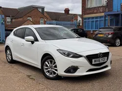 White Used 2016 Mazda 3 Hatchback | £5,148 (Fair price)