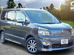 Grey Used 2012 Toyota Voxy MPV | £8,750 (Fair price)