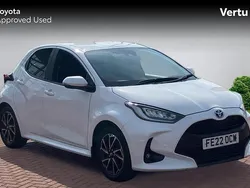 White Used 2022 Toyota Yaris Hybrid Design Hatchback | £15,778 (Good price)