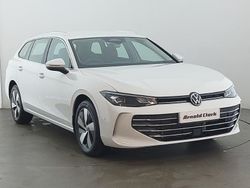 White Used 2025 VW Passat Life Estate | £31,998