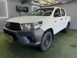 White Used 2020 Toyota HiLux Active Pickup | £13,990 (Good price)