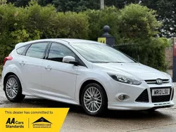 White Used 2013 Ford Focus Zetec Hatchback | £5,890 (A bit pricey)