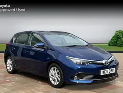 Blue Used 2017 Toyota Auris Business Edition Hatchback | £8,990 (Fair price)