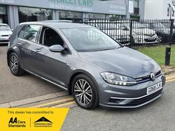 Grey Used 2018 VW Golf VII SE Hatchback | £15,500 (Fair price)