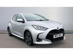 Silver Used 2021 Toyota Yaris Hybrid Design Hatchback | £14,688 (Fair price)