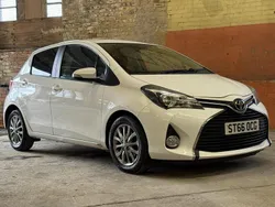 White Used 2016 Toyota Yaris Hatchback | £5,800 (Fair price)