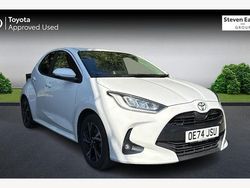 Used 2025 Toyota Yaris Hybrid Design Hatchback | £19,952 (Fair price)