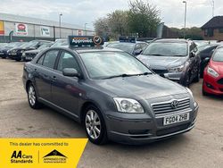 Silver Used 2004 Toyota Avensis T3 Hatchback | £2,475 (Fair price)