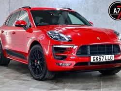 Red Used 2017 Porsche Macan SUV | £27,990 (Good price)