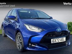 Blue Used 2022 Toyota Yaris Hybrid Design Hatchback | £17,448 (Fair price)