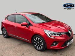 Red Used 2019 Renault Clio IV Iconic Hatchback | £9,195 (Fair price)