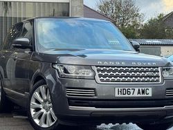 Used 2017 Land Rover Range Rover Vogue SE SUV | £23,995 (Fair price)