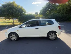 White Used 2002 Honda Civic SE Hatchback | £2,500 (Fair price)