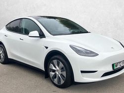 White Used 2022 Tesla Model Y RWD SUV | £21,999 (Fair price)