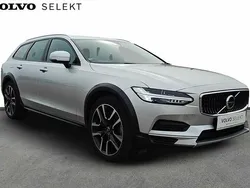 Used 2022 Volvo V90 CC Estate | £33,500 (Fair price)